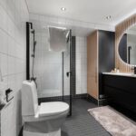 The best glass shower cubicle