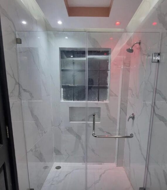 Frameless Shower Cubicle (180 degrees)